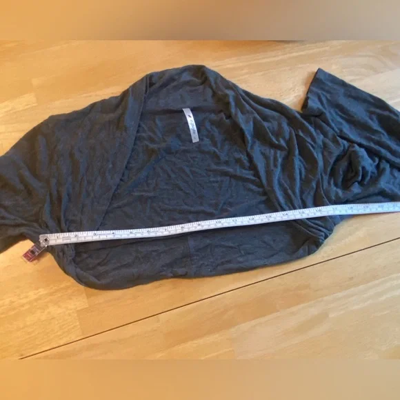 42Pops Heather Gray Long Sleeve Bolero Cover-up Size Large EUC - Picture 5 of 7